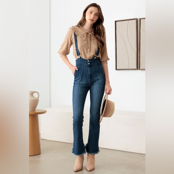 NWT-Striped Pattern Stretched Suspender Denim Jumpsuit - Picture 2 of 7